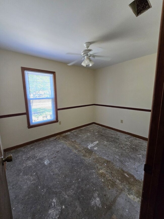 Building Photo - 407 Indian Dr