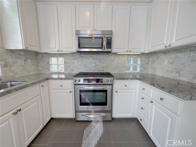 Building Photo - 16 First St