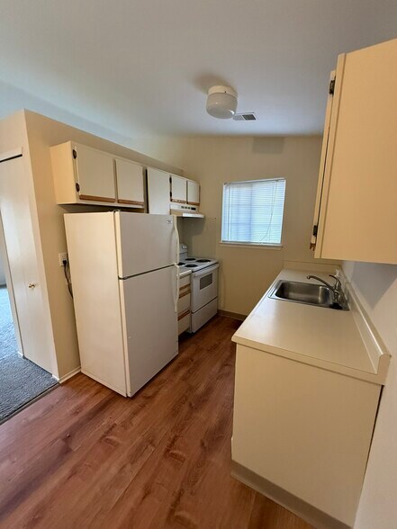 Building Photo - 1257 Oxford Manor Ct