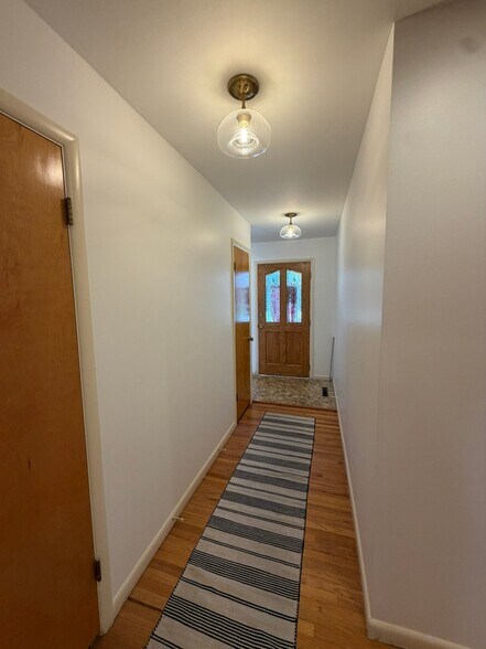 Building Photo - 2746 E 3600 S
