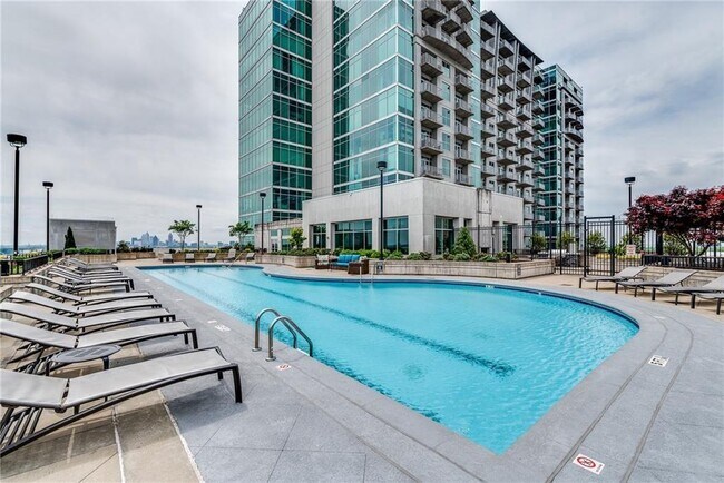 Building Photo - 250 Pharr Rd NE