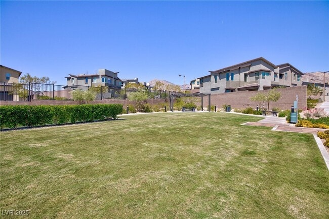 Building Photo - 836 Carlon Hls Ave