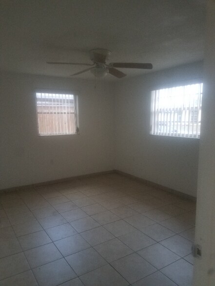 Building Photo - 4548 Belfast Dr