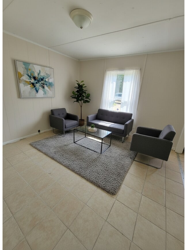 Building Photo - 2665 Chatsworth Ct