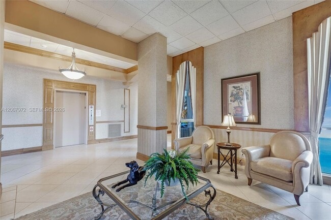 Building Photo - 4280 Galt Ocean Dr