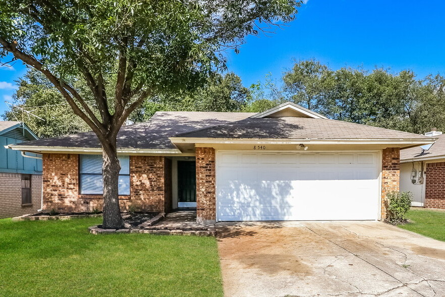 Primary Photo - 8540 Whitney Dr