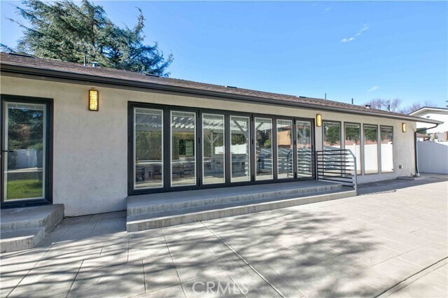 Building Photo - 11568 Newcastle Ave