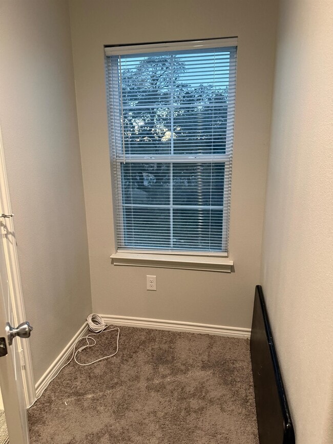 Building Photo - 739 Summit Springs Dr