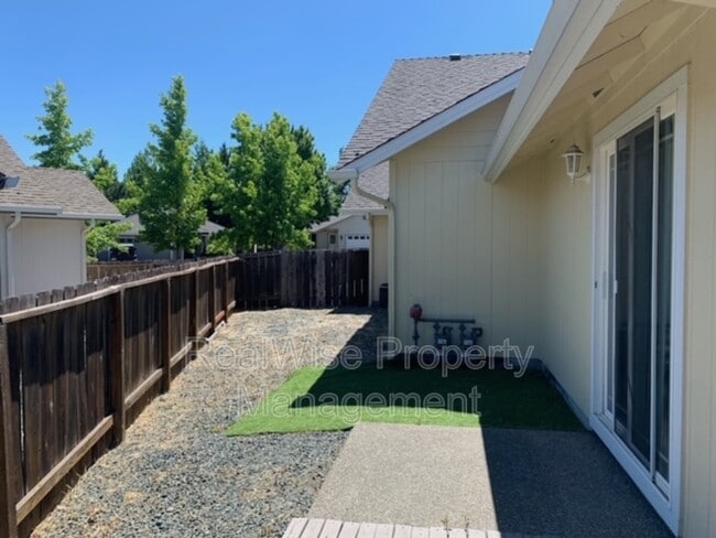 Building Photo - 1115 Westerly Ct