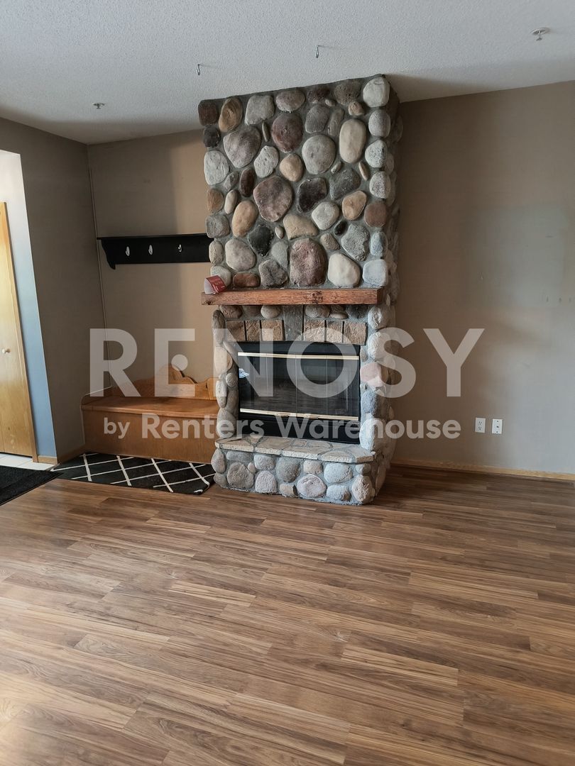 Building Photo - 2752 Autumnwood Ln