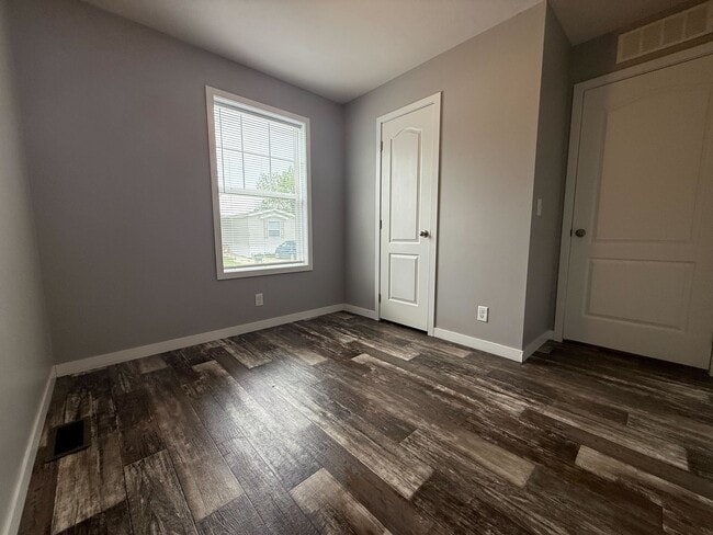 Building Photo - 71676 Heather Ct