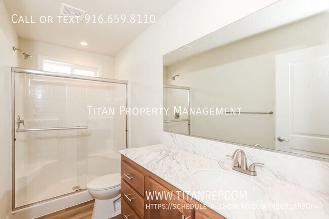 Building Photo - 313 Vandenberg Cir