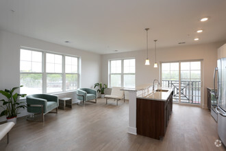 Interior Photo - The Square