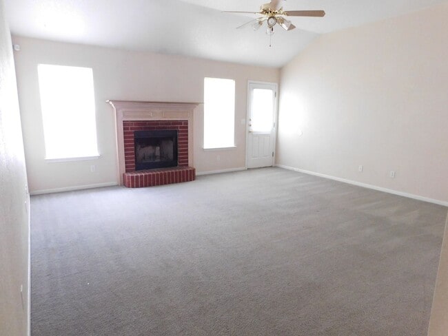 Building Photo - 1704 Granex Dr