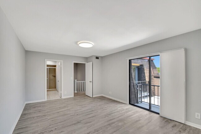 Building Photo - 4185 Turnberry Cir