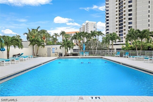 Building Photo - 5550 Heron Point Dr