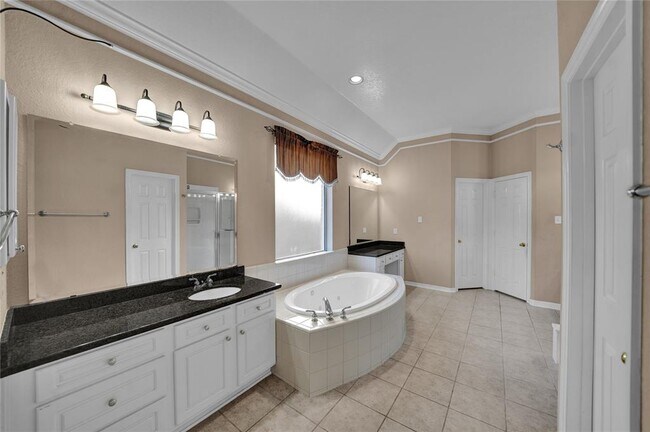 Building Photo - 1806 Rock Spring Ct