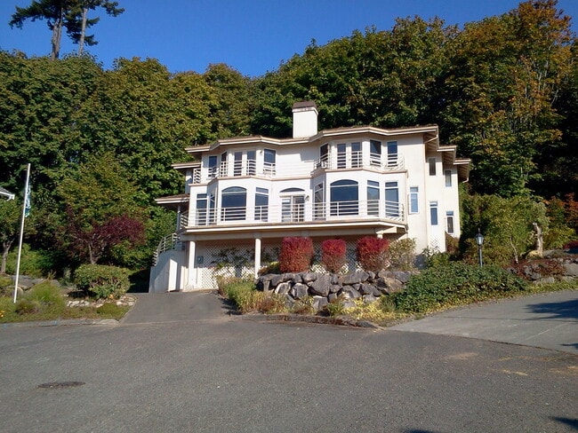 Building Photo - 4+ Bedroom with Great Entertaining Wrap Around Decks with VIEW of PUGET SOUND!!