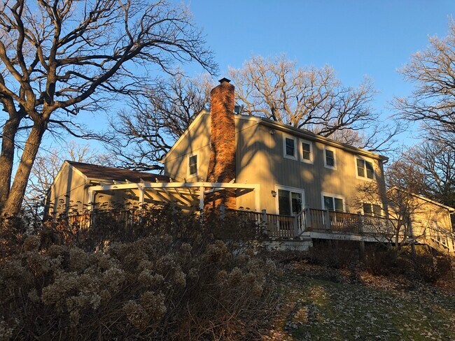 Building Photo - 1721 Shagbark Ct