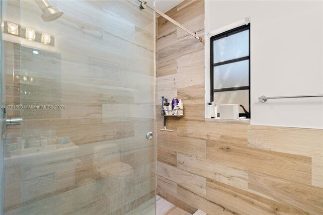 Building Photo - 4531 Sheridan Ave