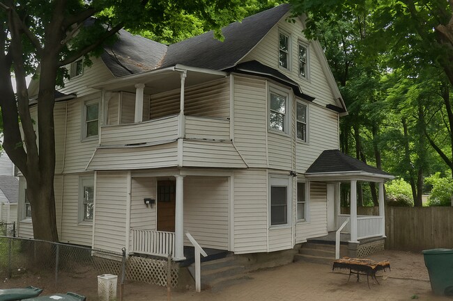 Building Photo - 238-240 Chamberlain St