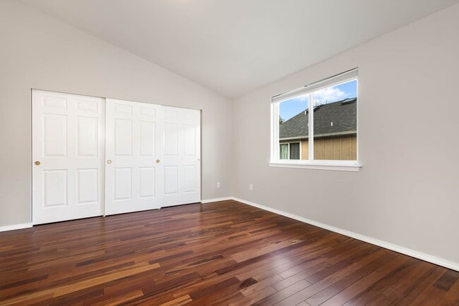 Building Photo - 9046 Mary Ave NW