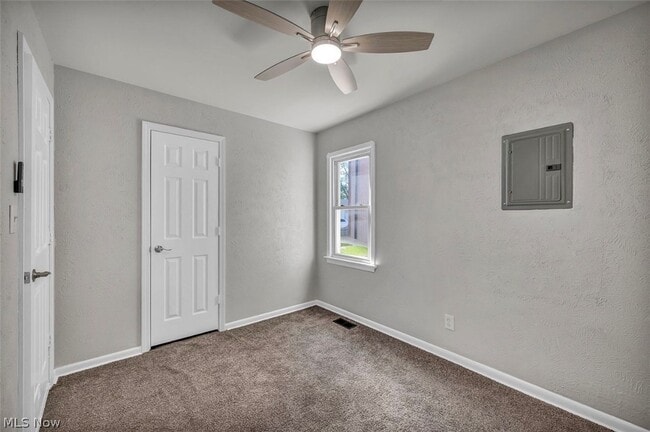 Building Photo - 12508 Sobieski Ave