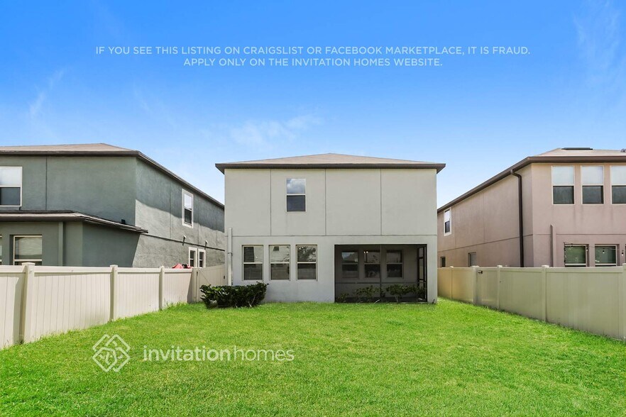 Building Photo - 8939 Shadyside Ln