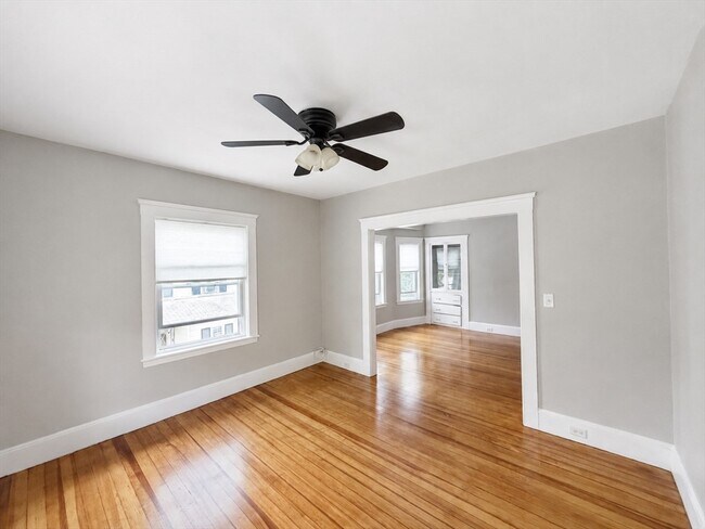 Building Photo - 117 Merrymount Rd