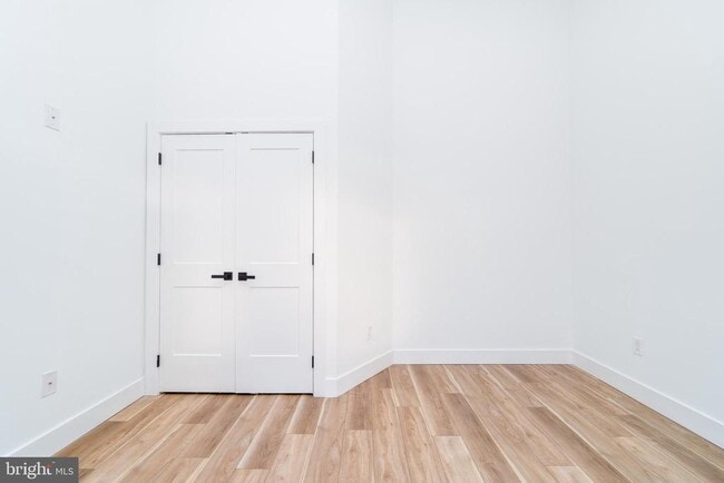 Building Photo - 2700 E Auburn St