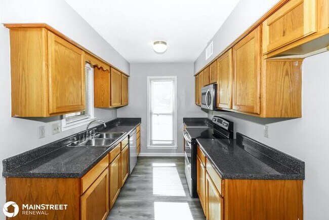 Building Photo - 7024 AUTUMNHILL LN, Bartlett, TN 38135