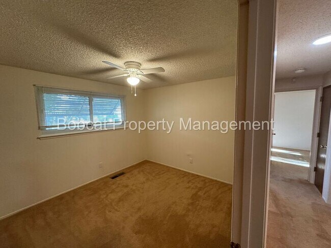 Building Photo - 1316 Stanford Dr