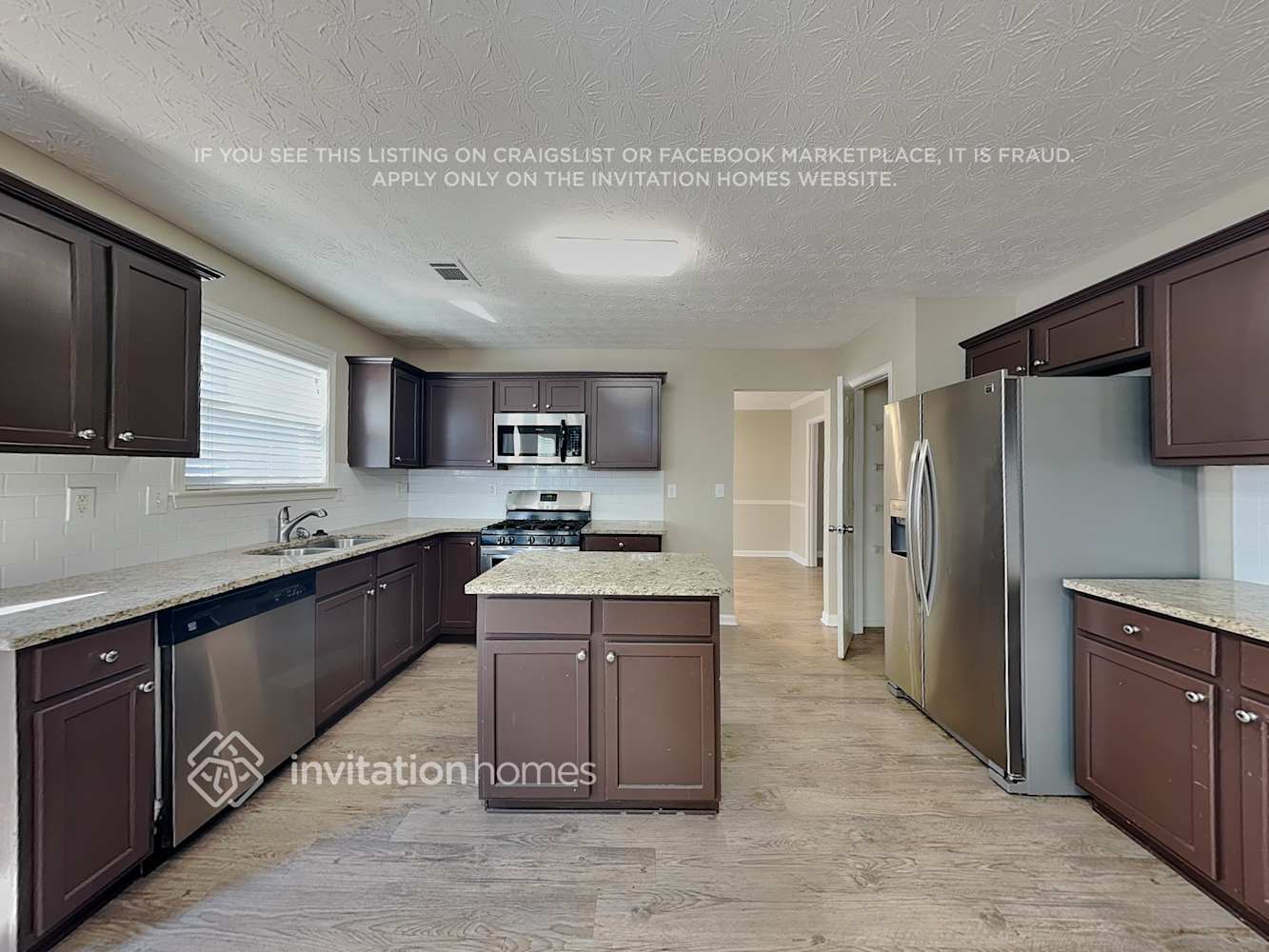 Building Photo - 2027 Pierce Way