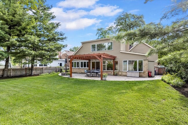 Building Photo - 40 Williamsburg Rd