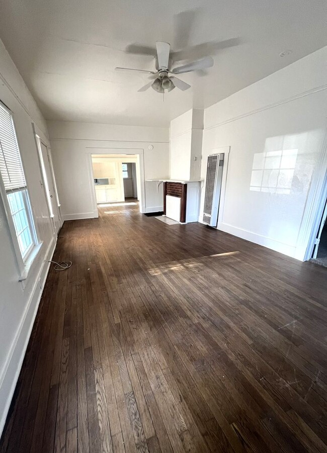 Primary Photo - Available Now! 4/2 Walking Distance to CSU...