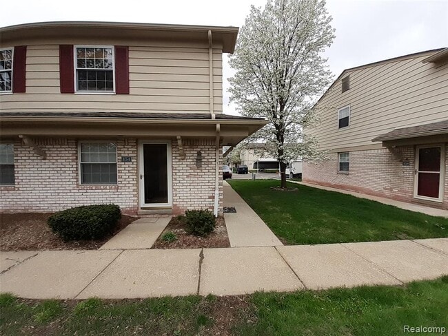 Primary Photo - 154 Princeton Dr