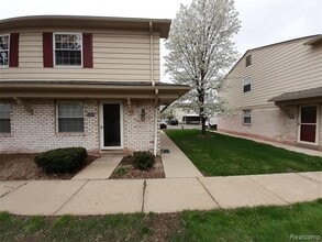 Building Photo - 154 Princeton Dr