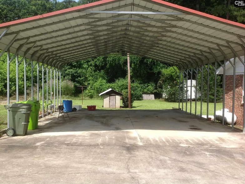 Building Photo - 612 Piney Woods Rd