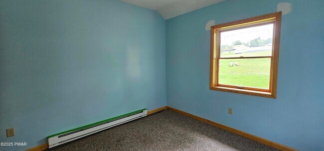 Building Photo - 453 Ridge Ave