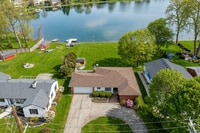 Building Photo - 3BD | 3BTH - HOT TUB - WATER FRONT - NEWLY RENOVATED - ON SYLVAN LAKE