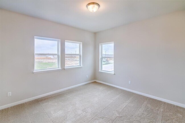 Building Photo - 113 Watercourse Wy