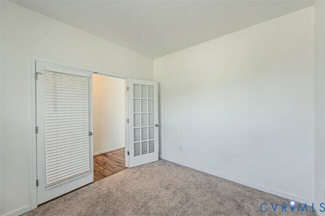 Building Photo - 8105 Lyman Ct