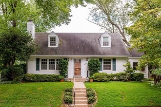 Building Photo - MUST SEE! Cozy Corner Cape in Chevy Chase is Move-in Ready!