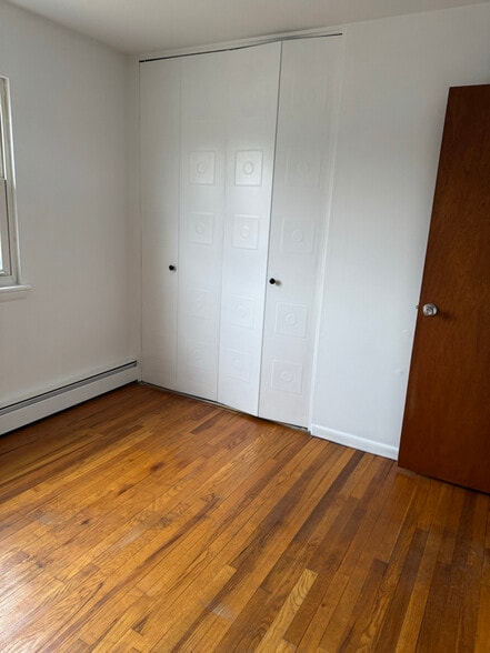 Building Photo - 856 Erford Rd