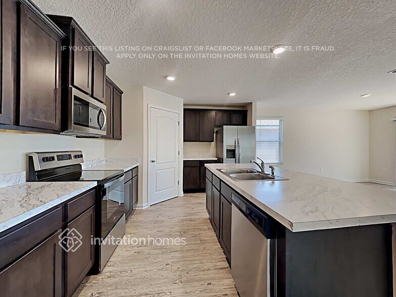 Building Photo - 3541 Evers Cv