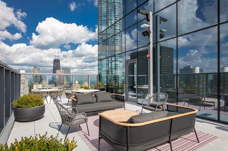 Building Photo - 86 E Wacker Dr