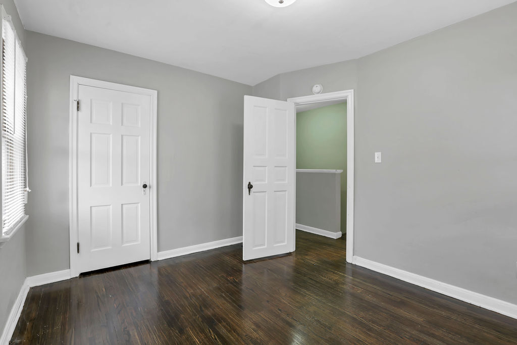 Building Photo - 3086 Sullivant Ave