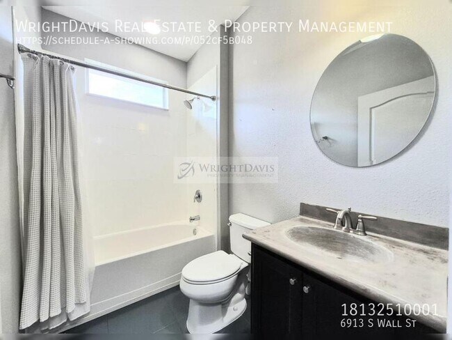 Building Photo - 6913 S Wall St
