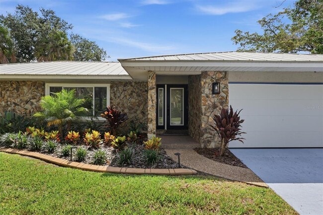 Building Photo - 5159 Oakmont Pl