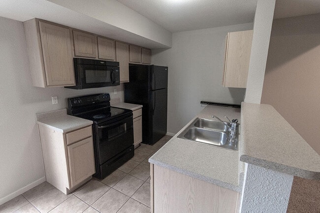 Building Photo - 4005 Snowy Owl Dr